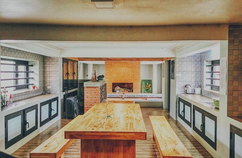 Soc Son House | Zigzag House - Ulesa neighbor's house