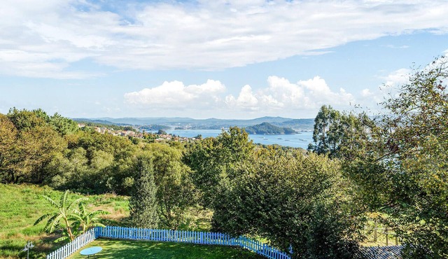 2 bedroom accommodation in Poio