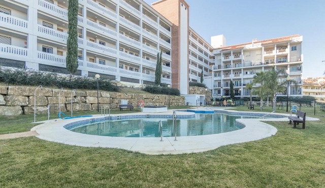 2187-Lovely 2bedrooms with pool and playground
