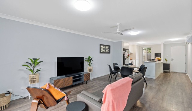 3 Bedroom Modern Townhouse Ipswich
