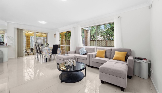 4BR House | Close to Sunnybank/QEII hospital/Griffith Nathan/Nissan Arena