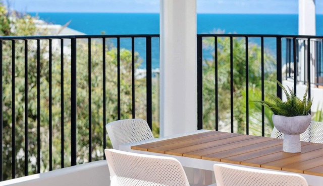 9 Parkshores - Enjoy an Escape in the Perfect Penthouse Apartment