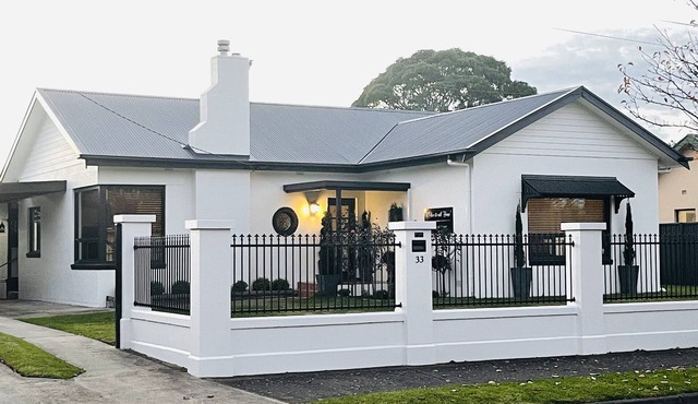 ‘A Place to call “Home” - A Bespoke Getaway with FREE Wi-Fi