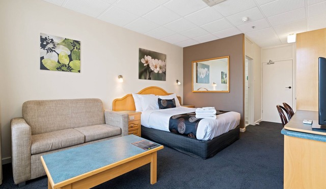 Adelaide International Motel