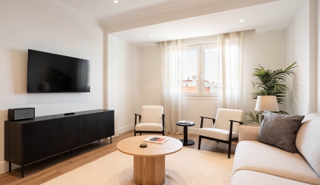Adelfas V apartment in Madrid