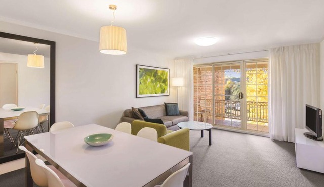 Adina Serviced Apartments Canberra Kingston