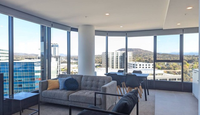 "Air" penthouse living @Woden