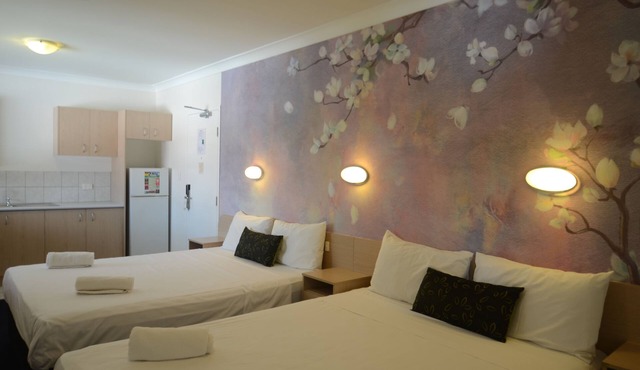 Airport Motel