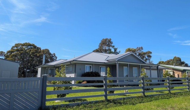 Aiyana's Coastal Retreat