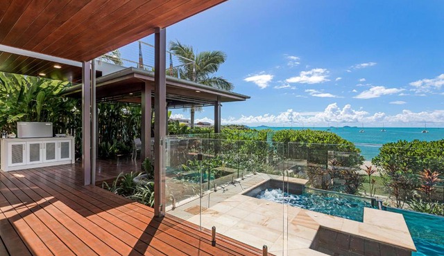 Anusara - Airlie Beach