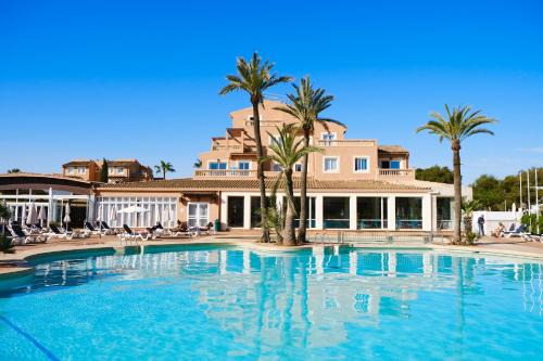 Aparthotel Ciudad Laurel in Cala Millor