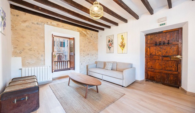 Apartment 'Apartamento' with Mountain View, Shared Pool and Wi-Fi in Puigpunyent