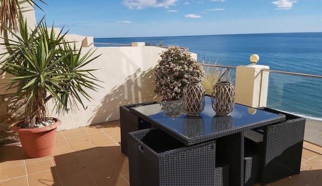 Apartment 'Beach Town Views' with Sea View, Wi-Fi and Air Conditioning in Benalmádena