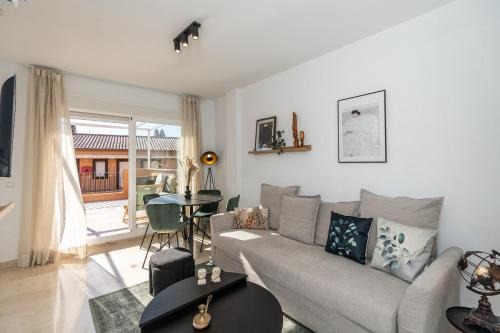 Apartment in Casares Costa, 50 mts from the beach