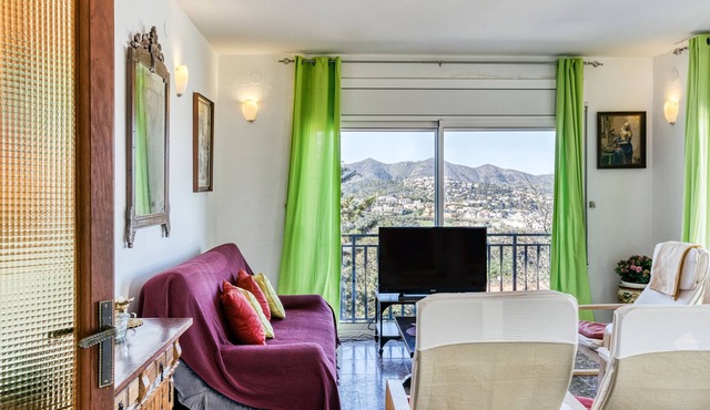 Apartment 'Marval' with Sea View, Wi-Fi and Air Conditioning