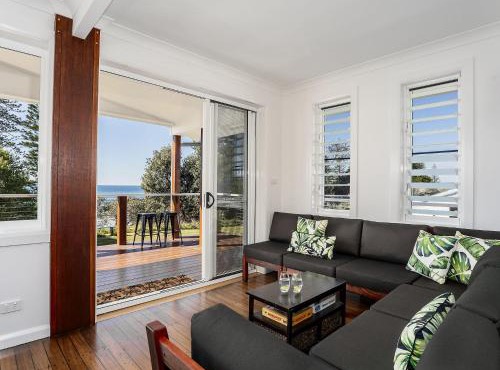 Aqua Vista - Beach front location