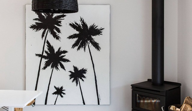 BEACH & CAFES - FIREPLACE - AIR CON - PETS
