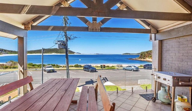 Beach Duplex 72 Marine Dr - Fingal Bay