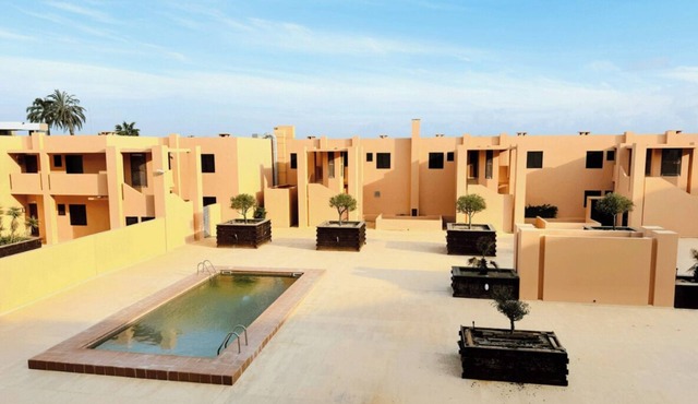 Beachfront Apartment Playa d'en Bossa | Groups & Families Welcome