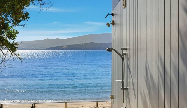 Beachfront Escape + Hot Tub