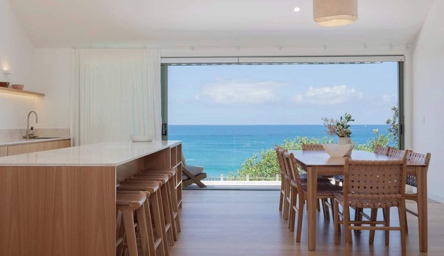 Bella Vista Oceanfront Haven with Endless Views