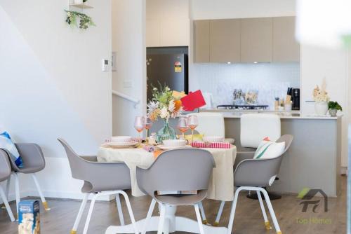 Breath of Nature Home with Pool & BBQ in Throsby