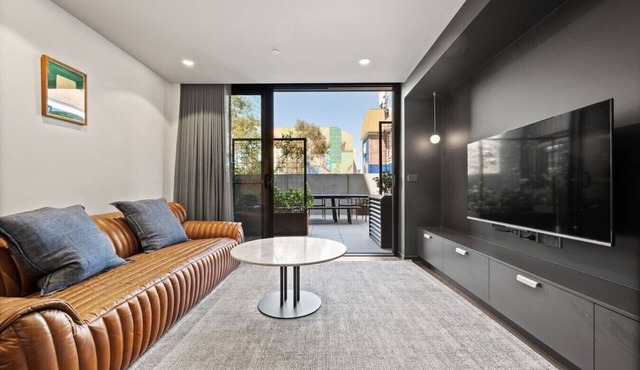 Breathtaking Studio Apartment In Heart Of Braddon!