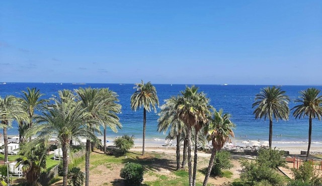 Bright 2 bed apartments in Playa D’en Bossa