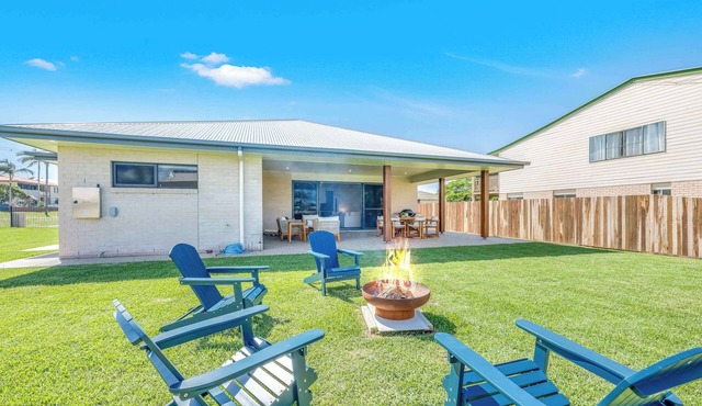 Burnett Heads Beach Family Escape