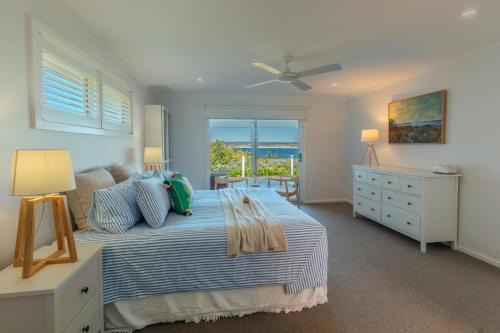 Cactus- Spectacular Views On The Ocean Front Pet friendly in Emu Bay