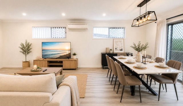 Calamvale Comfort | Close to Sunnybank&Garden City