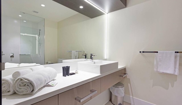 Calamvale Suites and Conference Centre