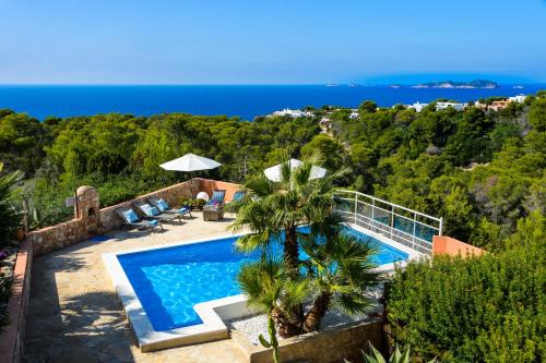 CAN COSTA Amazing view of sunset in Cala Vadella beach