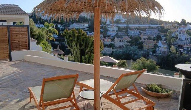 Candado golf apartments