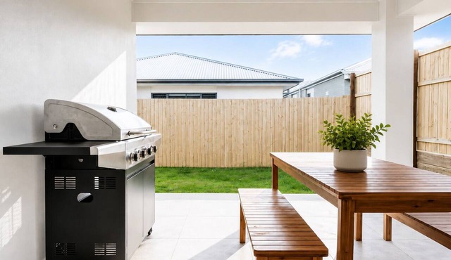 Canopy House - Brand New Home in Nature’s Arms