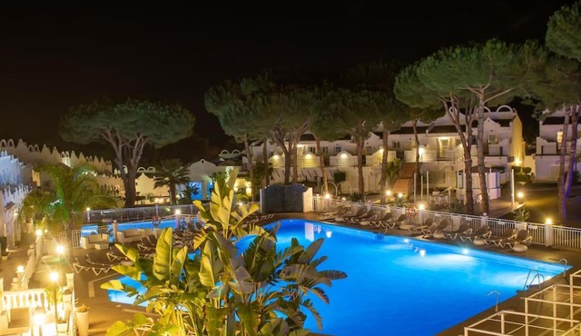 CasaDelSol-Marbella-Słońce,piasek,szmaragdowa woda