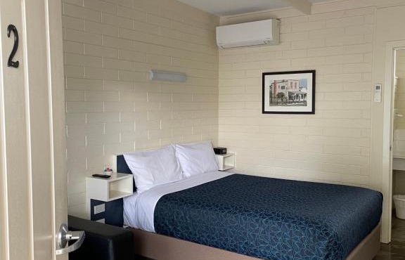 Central Highlands Motor Inn