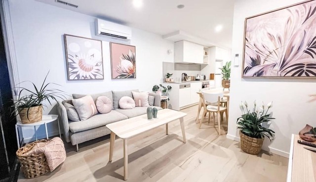 Centrally Located Luxury Apartment in Canberra