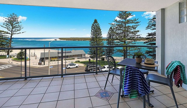 Cerulean Beachfront Apartment - Unit 8