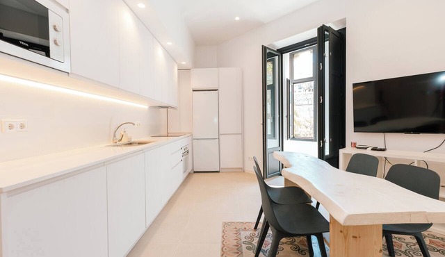 Charming 2-bedroom apartment in Eivissa's historic Old Town