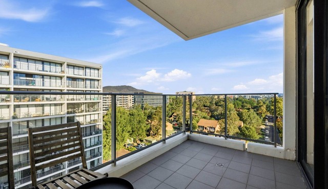 Charming 2BR Apartment Near Canberra’s Attractions