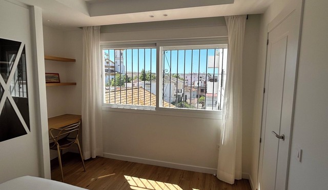 Charming relax 2 bedroom apartment 200 meter to beach and 15 min bus city center