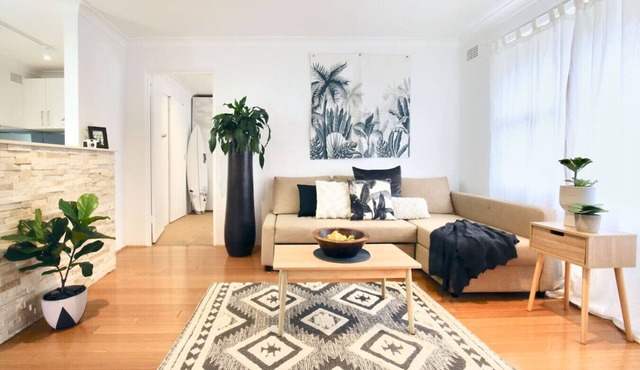 Coastal Stay | 500m to Beach & Cronulla Centre
