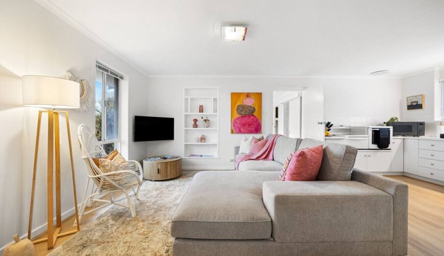Cora Coastal Retreat - Boho Bliss by the Beach