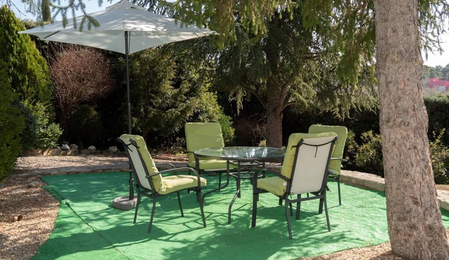 Cottage 14 to 18 people in Robledo de Chavela