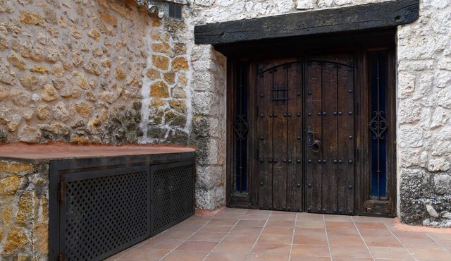 Cottage-Classic-Ensuite with Shower-Resort view in Valdeavellano
