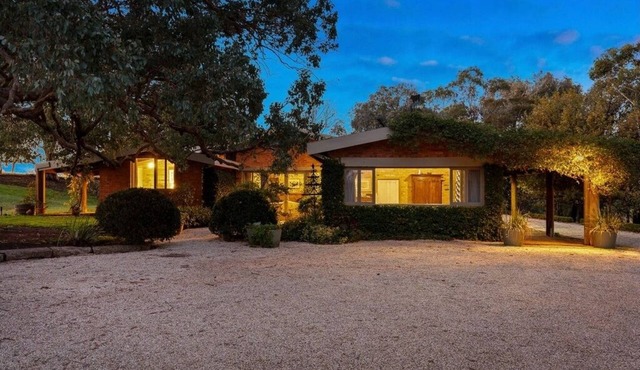 Country Homestead in Avenel