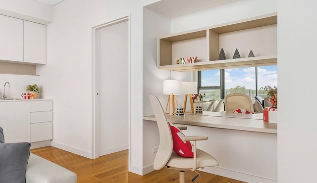 Cozy 1BR Home w/Parking Near Macquarie University & Metro