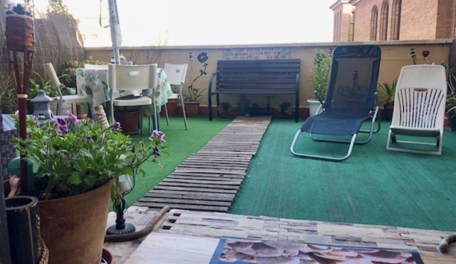 Cozy & Sunny Loft With Terrace. 10 Minutes Downtown in Cornellà de Llobregat