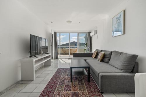 Dana-Private Room in a shared duplex Apartment -3